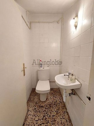Local comercial en venta en Tenderina Alta - Fozaneldi en Oviedo