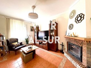 Casa pareada en venta en El Rinconcillo en Algeciras