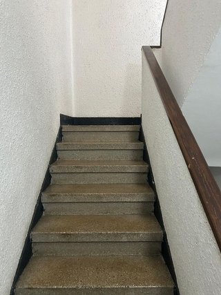 Edificio en venta en Flores de Sil - La Placa en Ponferrada