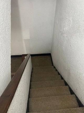 Edificio en venta en Flores de Sil - La Placa en Ponferrada