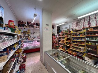 Local comercial en alquiler en Centro en Almería