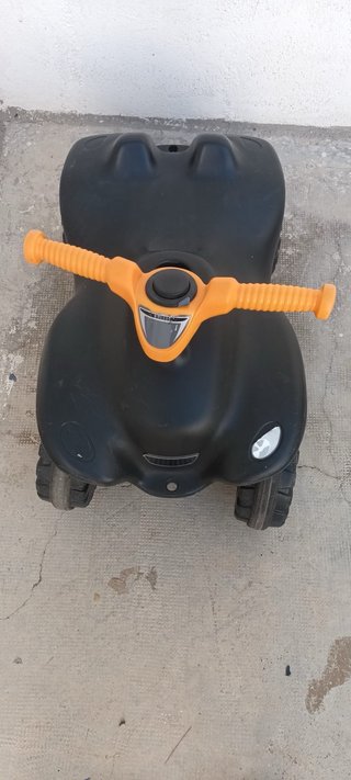 Coche correpasillos infantil negro