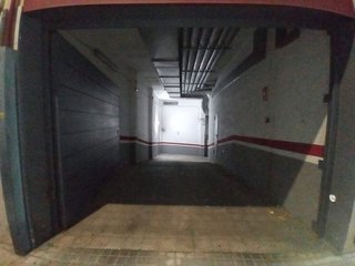 Garaje en venta en Eixample - Sant Oleguer en Sabadell