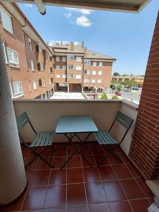 Piso en alquiler en Polígono - Carrefour en Ávila