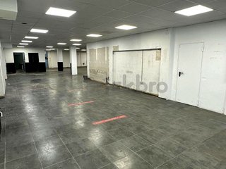 Local comercial en venta en Can Clota en Esplugues de Llobregat