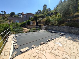 Chalet en venta en Vallirana