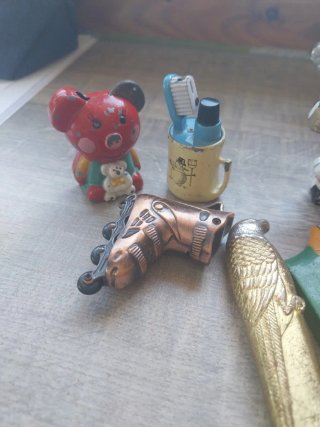 Set di accendini vintage da collezione