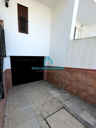 Chalet en venta en Coria del Río