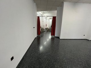 Local comercial en alquiler en Plaza de Toros - Avenida Chapí - Trinquete en Elda