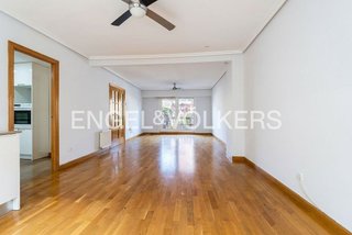 Casa adosada en alquiler en Tres Olivos - Valverde en Madrid