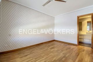 Casa adosada en alquiler en Tres Olivos - Valverde en Madrid