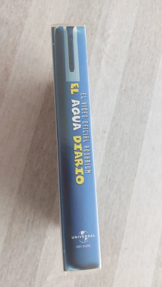 VHS El Aqua Diario Universal Music