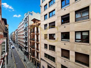 Piso en alquiler en Centro en Gijón