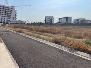 Terreno en venta en Montequinto en Dos Hermanas