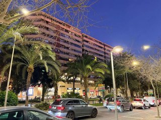 Piso en venta en Ensanche - Diputación en Alicante
