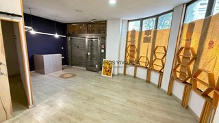 Local comercial en alquiler en Centro en Ourense