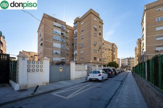 Piso en venta en Barrio de Zaidín en Granada
