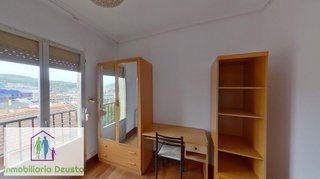 Casa adosada en alquiler en San Pedro de Deusto-La Ribera en Bilbao
