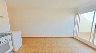 Piso en venta en Valdeacederas en Madrid
