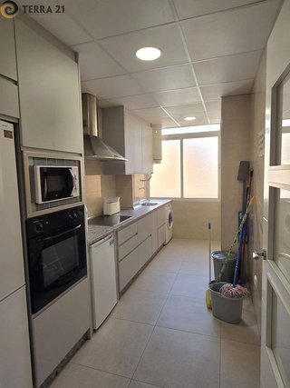Piso en alquiler en Renfe - Bulevar 1º y 2º Fase en Jaén