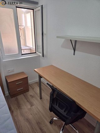 Piso en alquiler en Renfe - Bulevar 1º y 2º Fase en Jaén