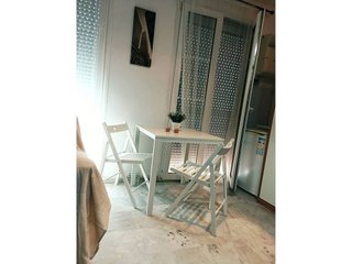 Estudio en alquiler en La Caleta - La Viña en Cádiz