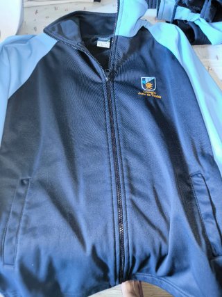 Uniforme Colegio Juan de Valdés