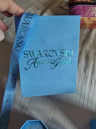 Confezione Swarovski x Ariana Grande