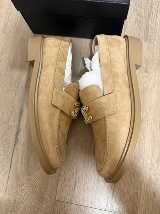 Mocasines Chanel Beige y Dorado Originales