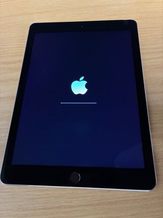iPad Air 2 128GB Wi-Fi + Cellular