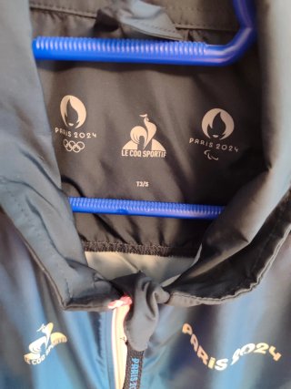 Chubasquero JJOO Paris 2024 Le Coq Sportif