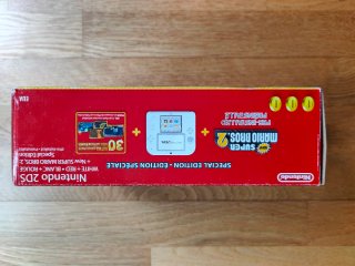 SCATOLA Nintendo 2DS Edizione Speciale Mario Bros 2