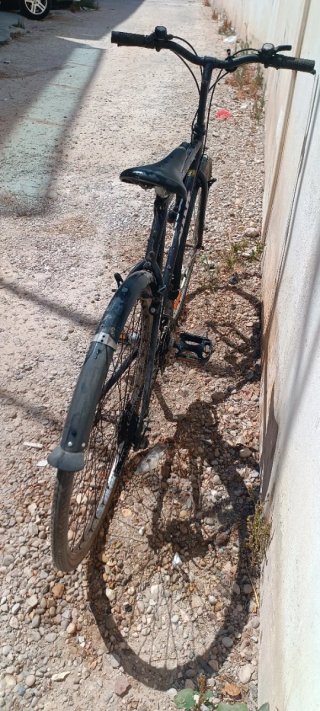 Bicicletta Giant Nera