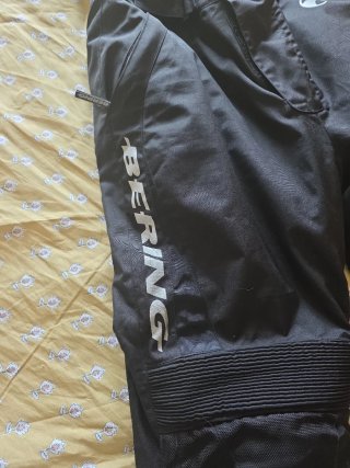 Pantalón de moto de cordura con tirantes