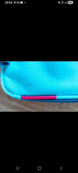 Estuche United Colors of Benetton lunares