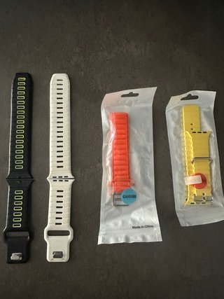 Apple Watch Series 9 45mm GPS + Cinturino