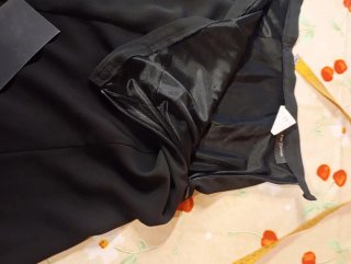 Falda negra elegante