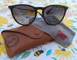 Occhiali da sole Ray-Ban da donna a 25€