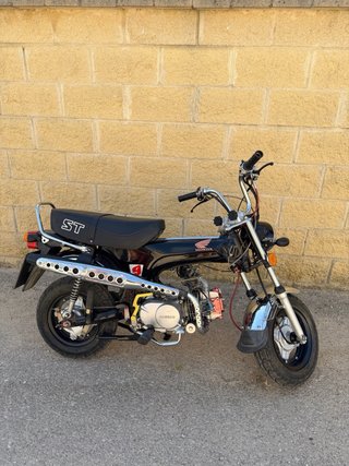 Replica Honda Dax 125