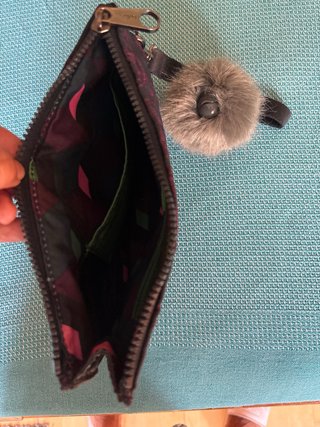 Neceser Kipling Morado y Negro Estampado