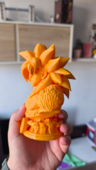 Busto Goku SSJ4 3D 16cm