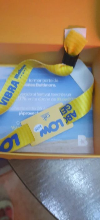 Pulsera Mahou VIBRA LOW 2026