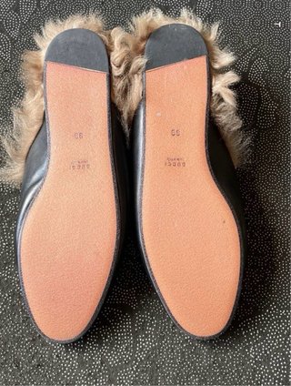 Mocasines Gucci Princetown Piel Negra y Dorado