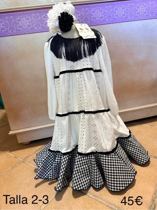 Traje de flamenca blanco y negro Talla 2-3