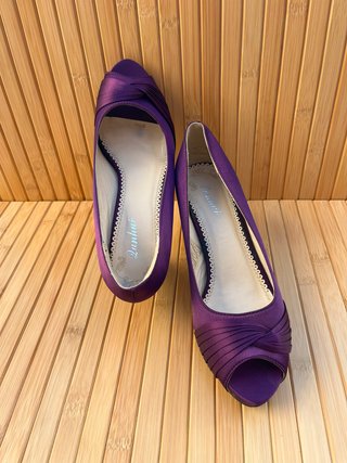 Zapatos de tacón satén morado Talla 40