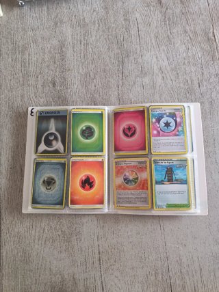 Cartas Pokémon Blastoise, Pikachu, Mew, Incineroar