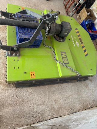 Desbrozadora de cadena Omega NB DOM155C