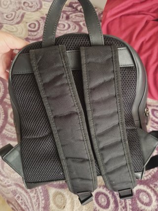 Mochila Gucci Negra GG Supreme