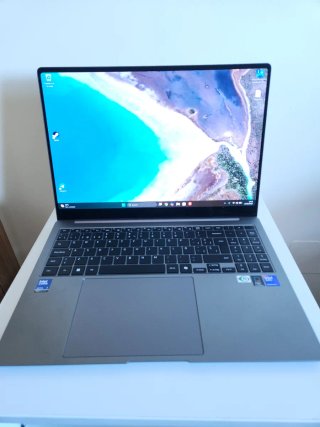 Portátil Samsung Galaxy Book5 Pro 32gb ram