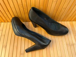 Zapatos tacón Laureana negros talla 41